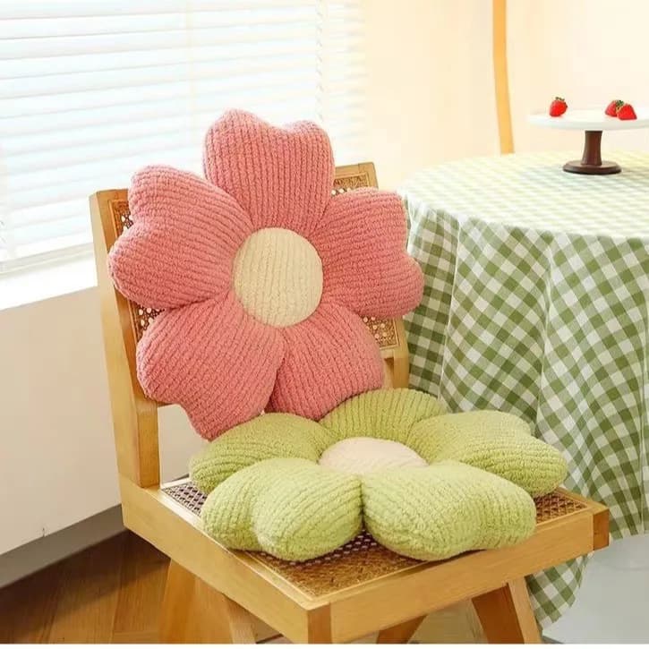 Five-Petal Flower Cushion for Airbnb Bedroom Comfort | STR Decor view 4