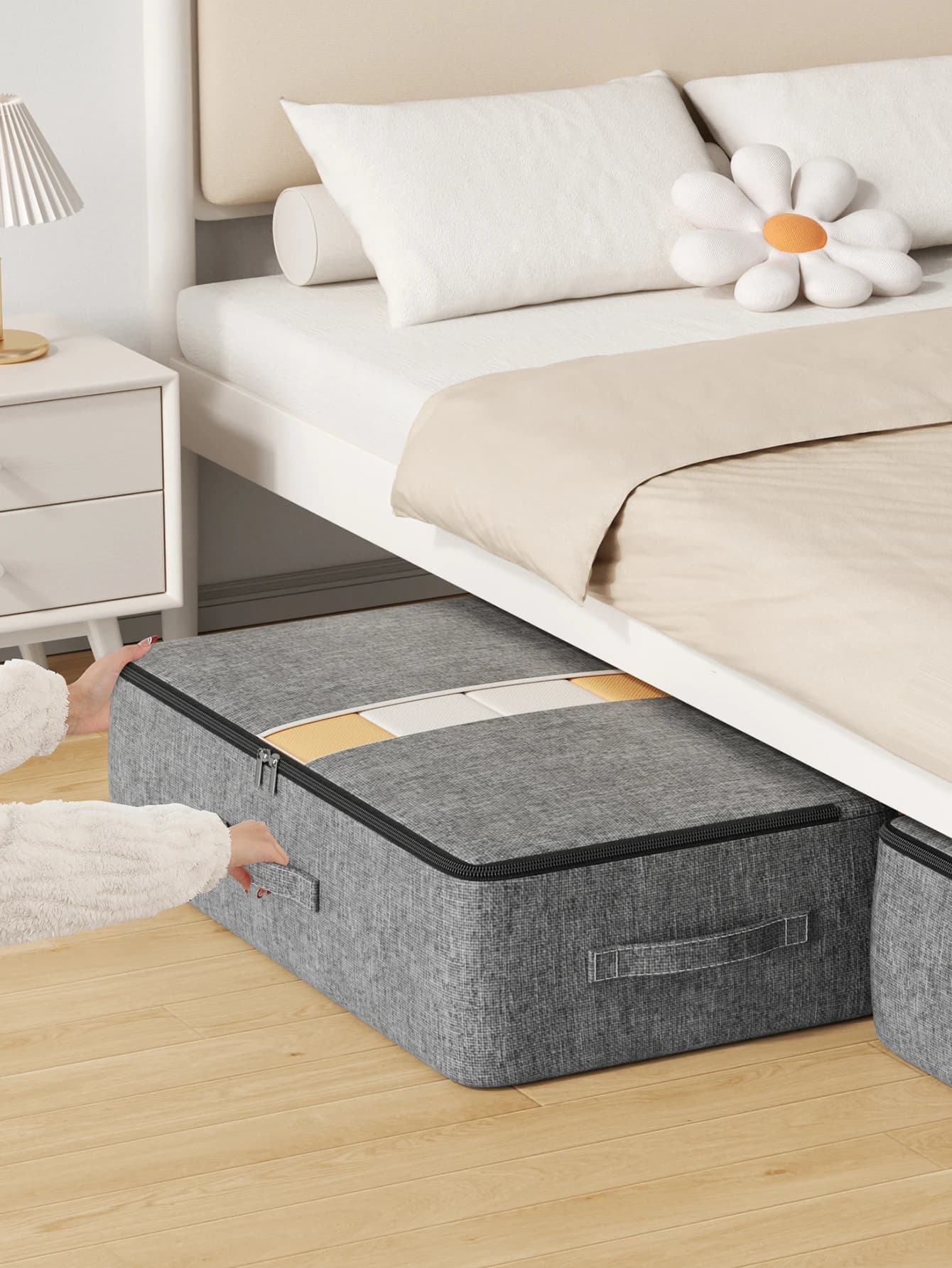 Extra-Large Underbed Storage Bag for Airbnb Bedroom Organization view 3