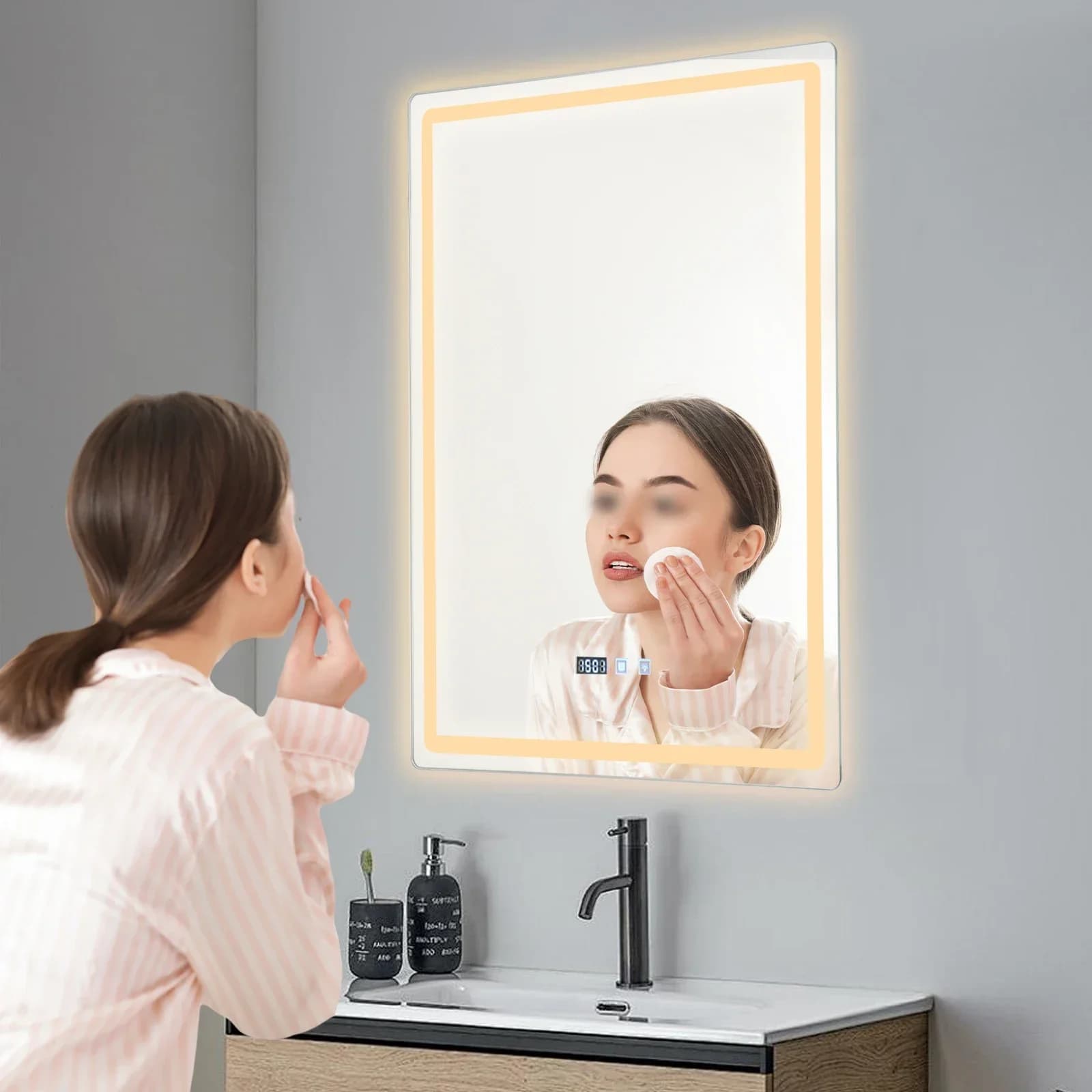 Anti-Fog LED Bathroom Mirror for Airbnb Bathrooms view 4